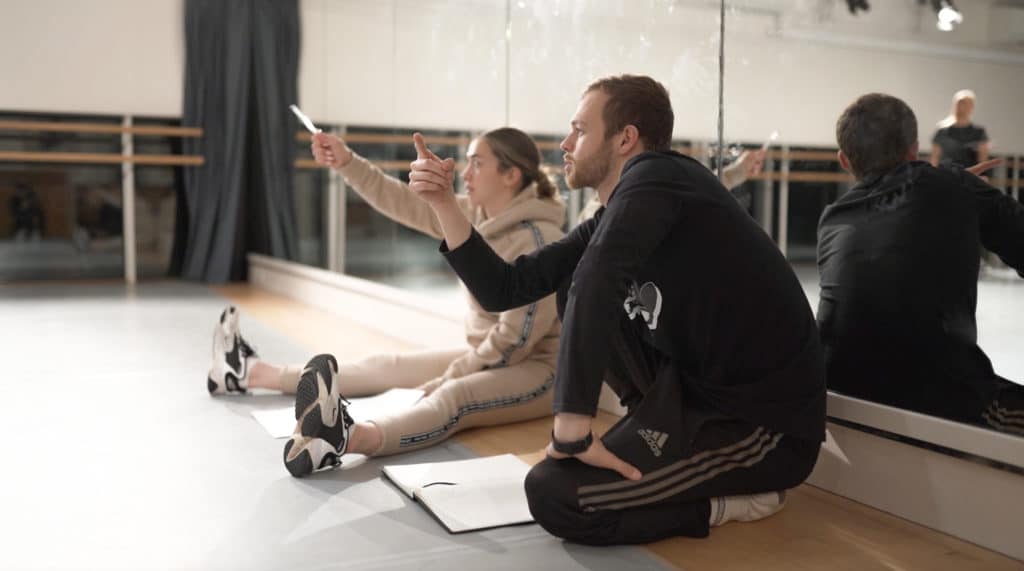 tutors-in-class-teaching-lindon-barr-dance-classroom